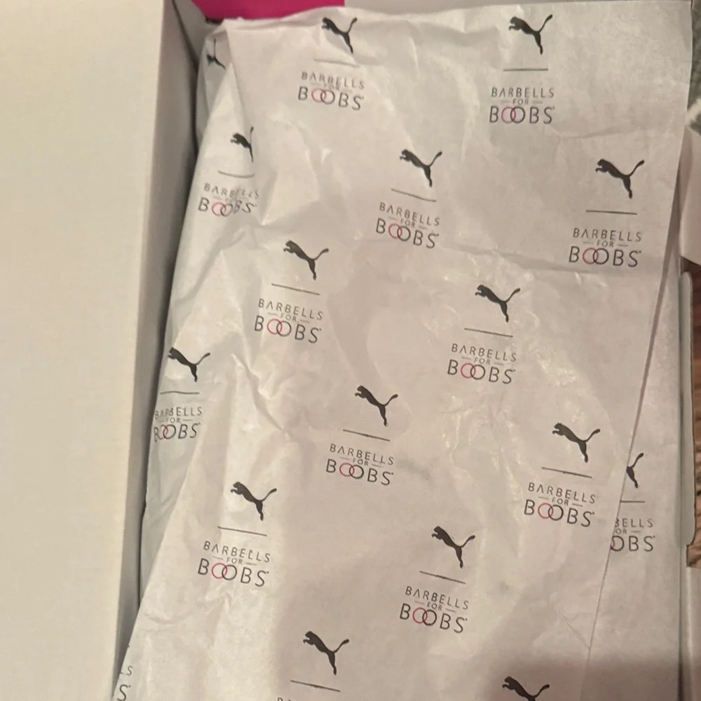 Puma mens Black and Pink Sneakers - Picture 9 of 13